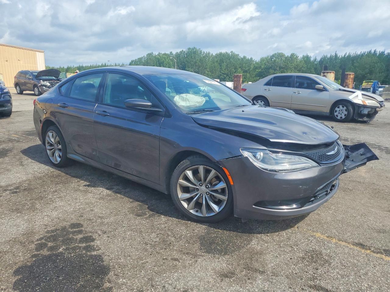 2015 Chrysler 200 S - zdjęcie 4