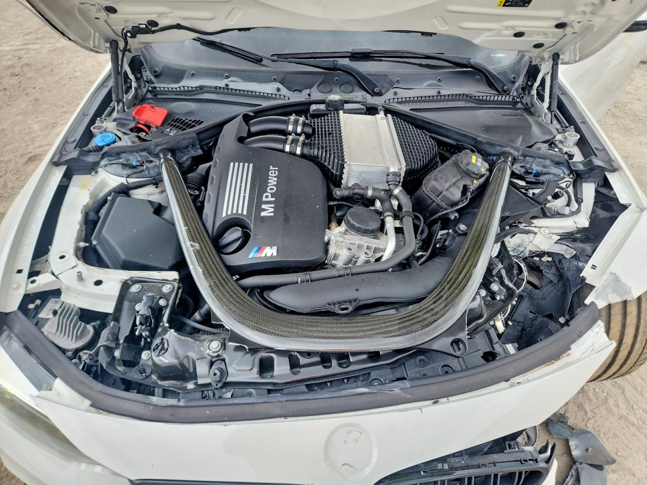 2018 BMW M4 - zdjęcie 11