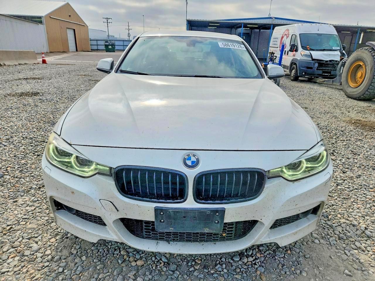 2018 BMW 320 I - zdjęcie 5