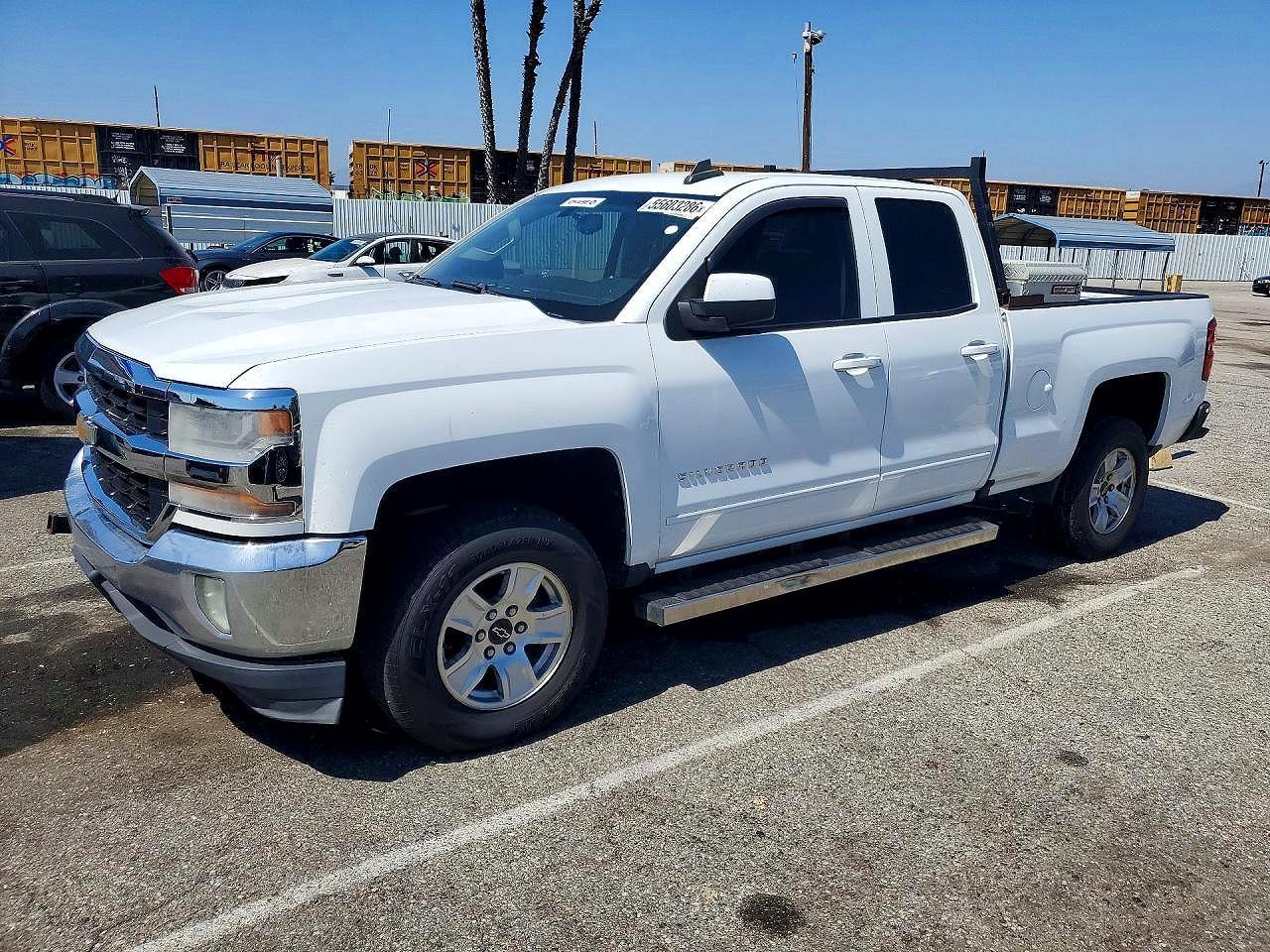 2016 Chevrolet Silverado C1500 Lt - zdjęcie główne
