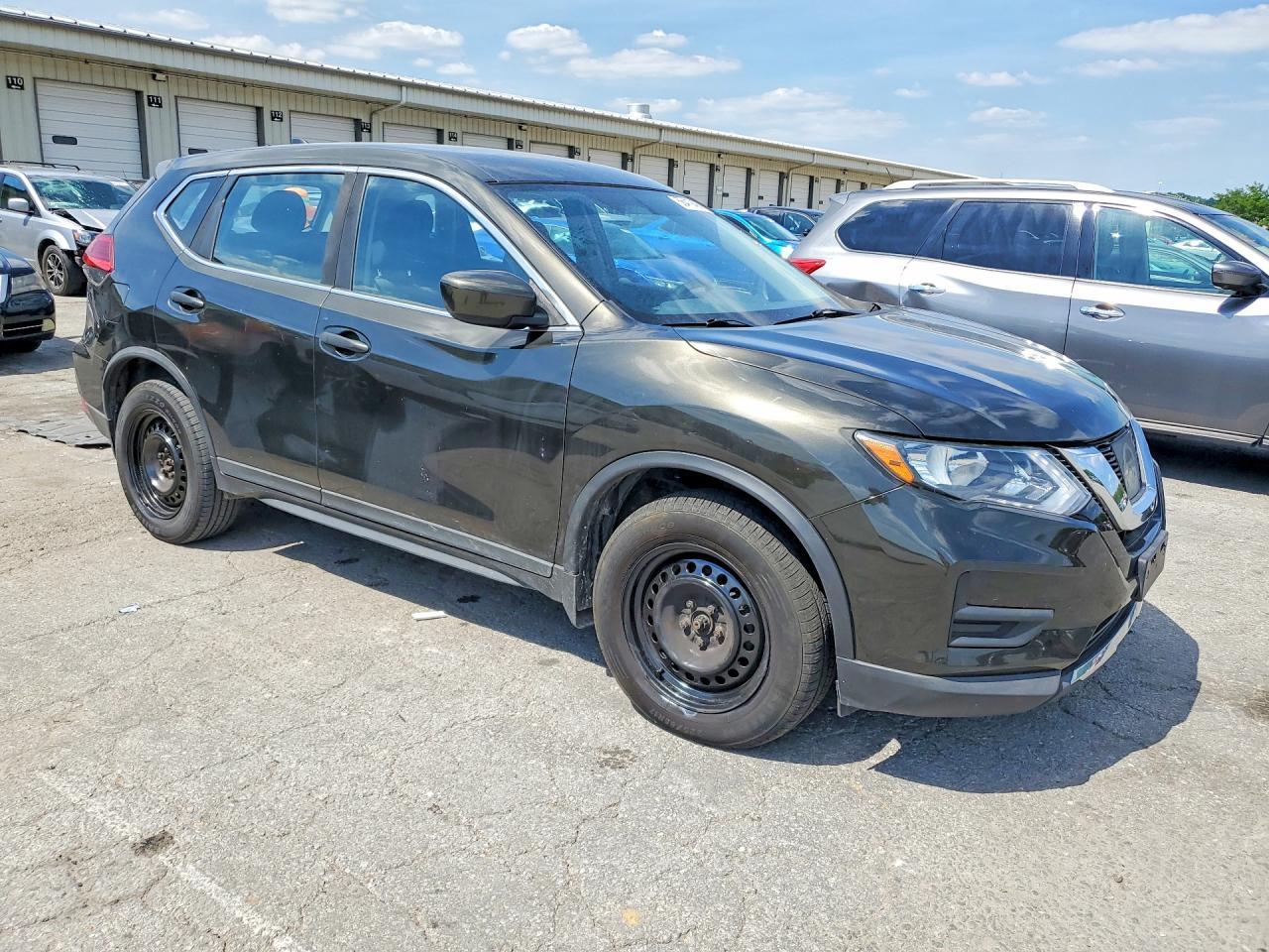 2017 Nissan Rogue S - zdjęcie 4