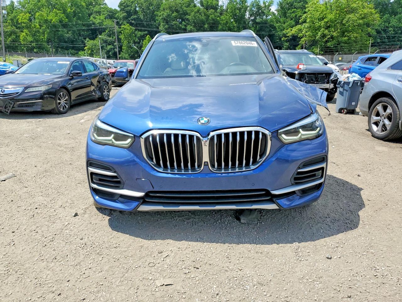 2022 BMW X5 xDrive40I - zdjęcie 5