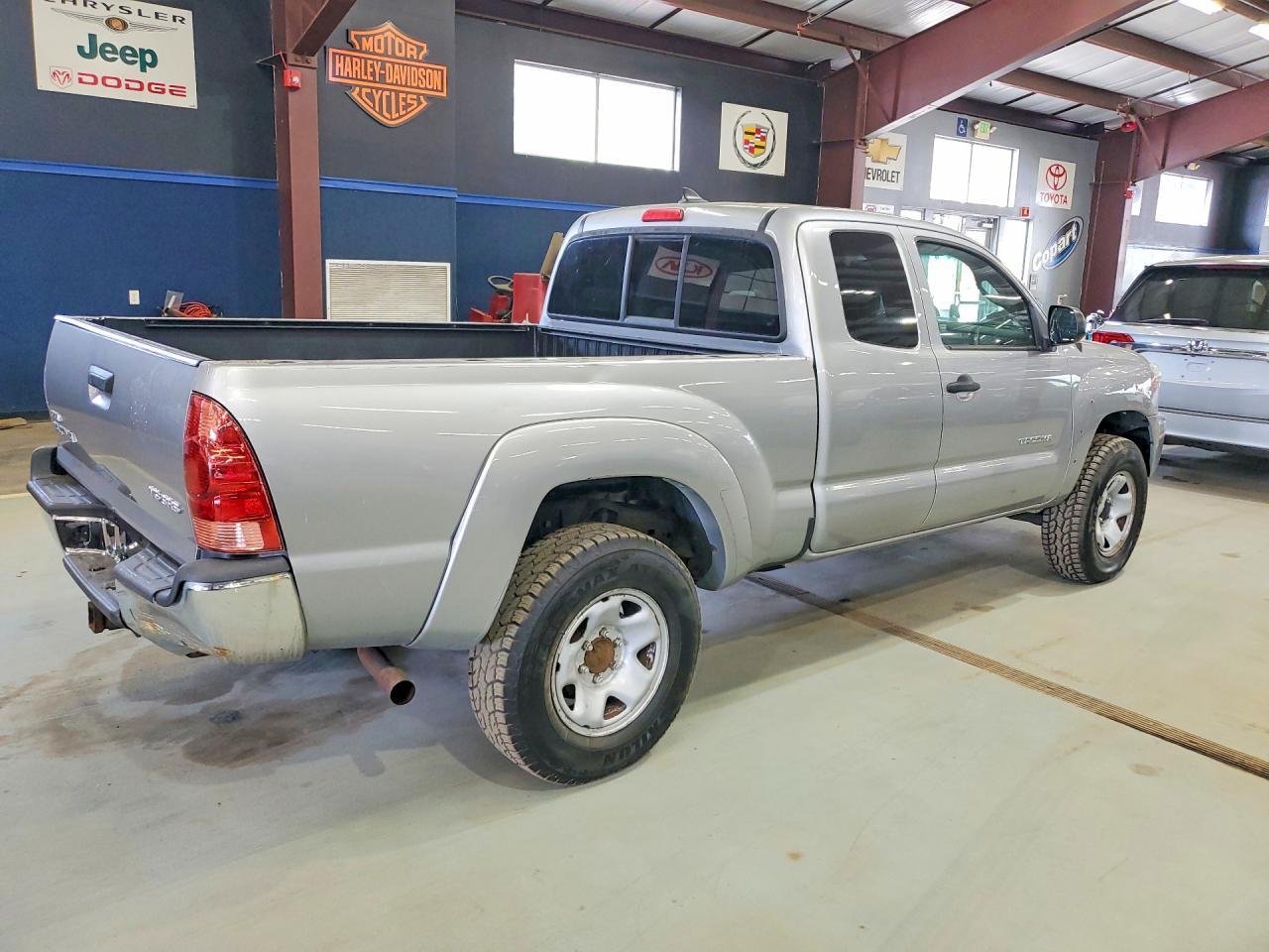 2014 Toyota Tacoma V6 - zdjęcie 3