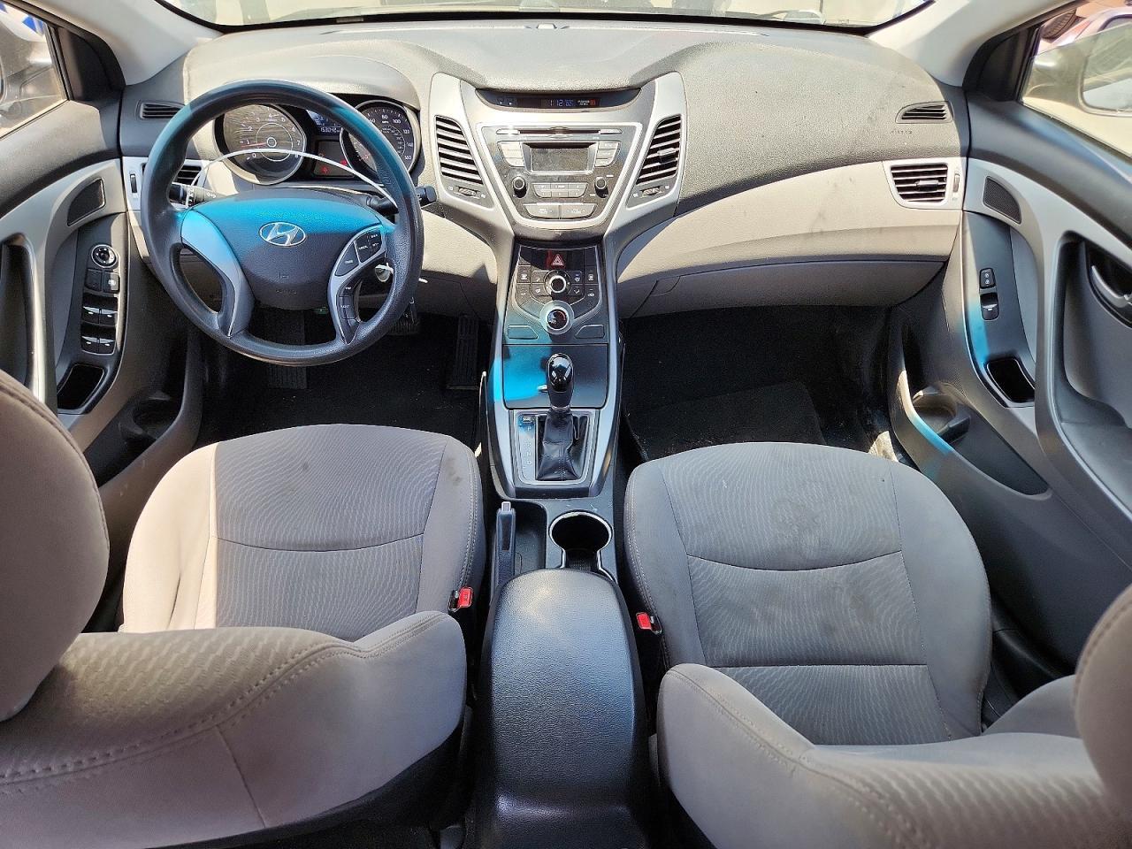 2016 Hyundai Elantra Se - zdjęcie 8