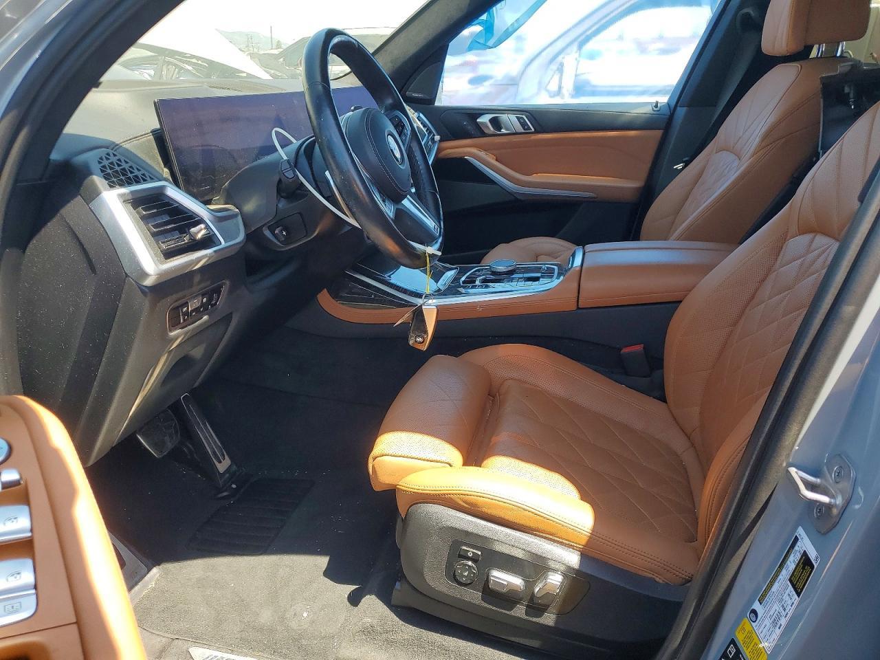 2023 BMW X7 xDrive40I - zdjęcie 7