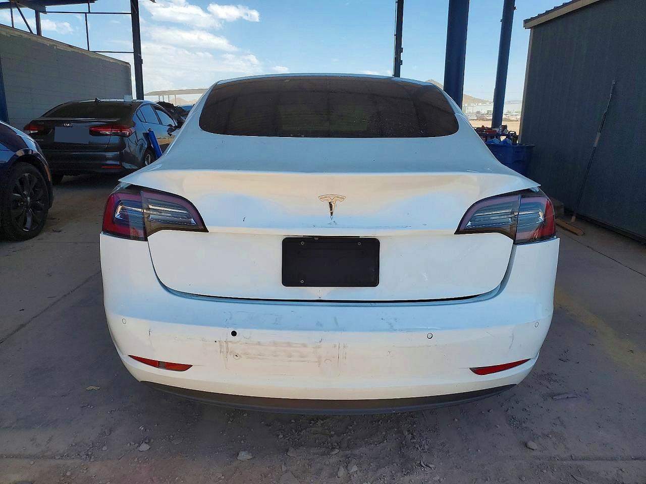 2019 Tesla Model 3 - zdjęcie 6
