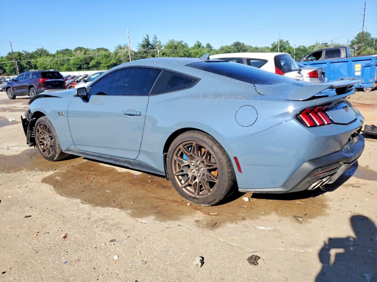 2024 Ford Mustang Gt - zdjęcie 2