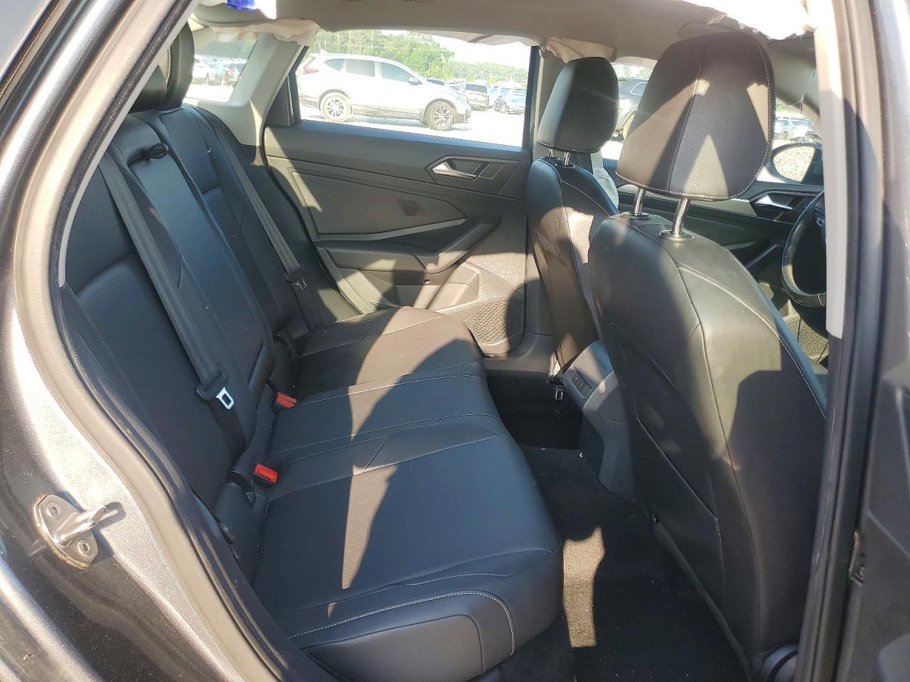 2019 Volkswagen Jetta S/Se/R-Line - zdjęcie 10