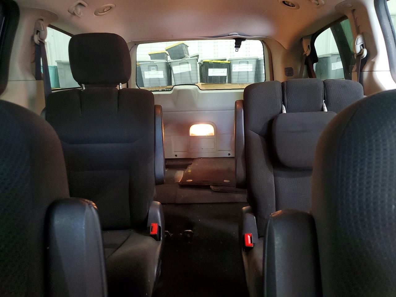 2016 Dodge Grand Caravan Se - zdjęcie 10