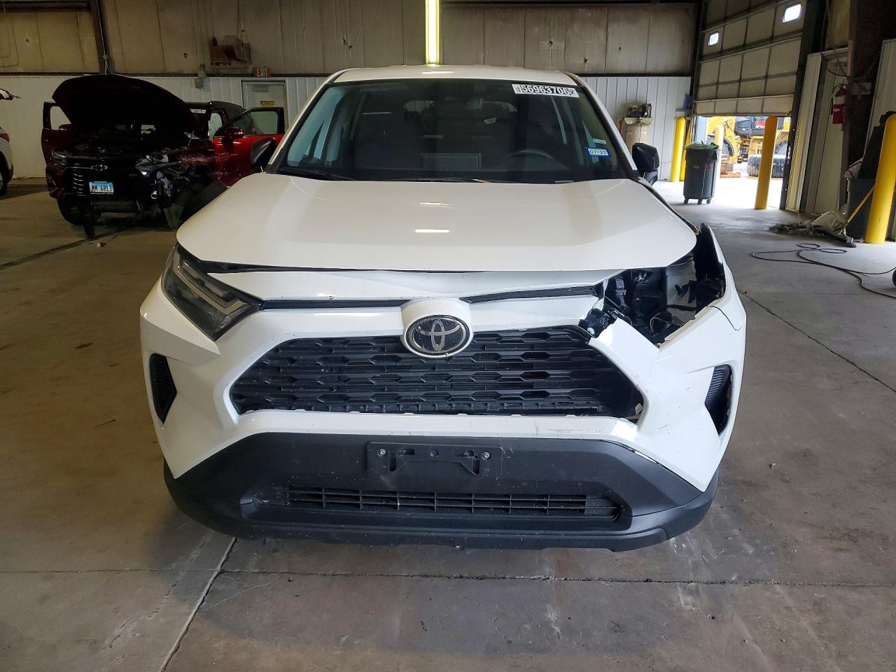 2025 Toyota Rav4 Le - zdjęcie 5