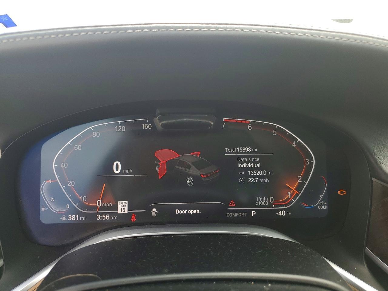 2022 BMW 750 Xi - zdjęcie 9