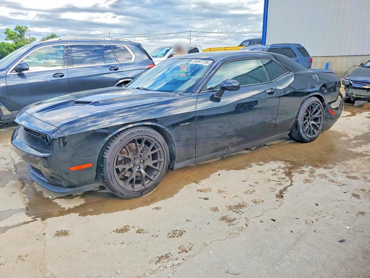 Dodge Challenger - zdjęcie 1