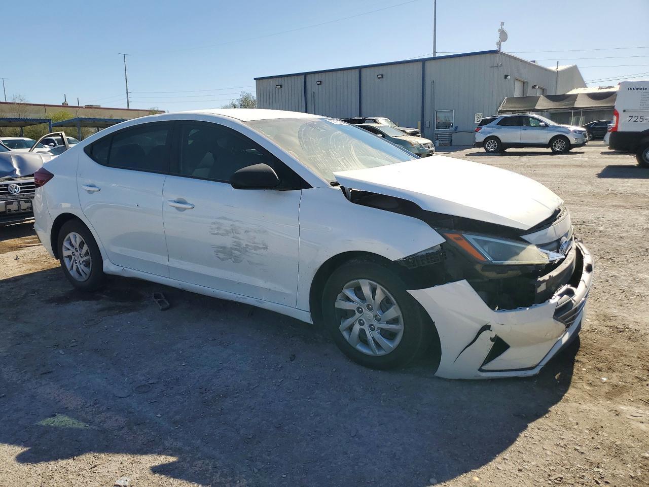 2020 Hyundai Elantra Se - zdjęcie 4