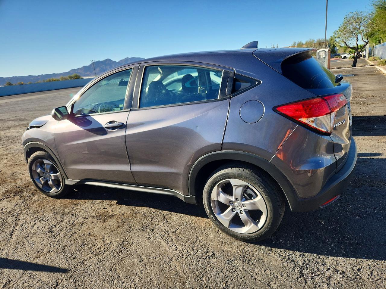 2022 Honda Hr-V Lx - zdjęcie 2