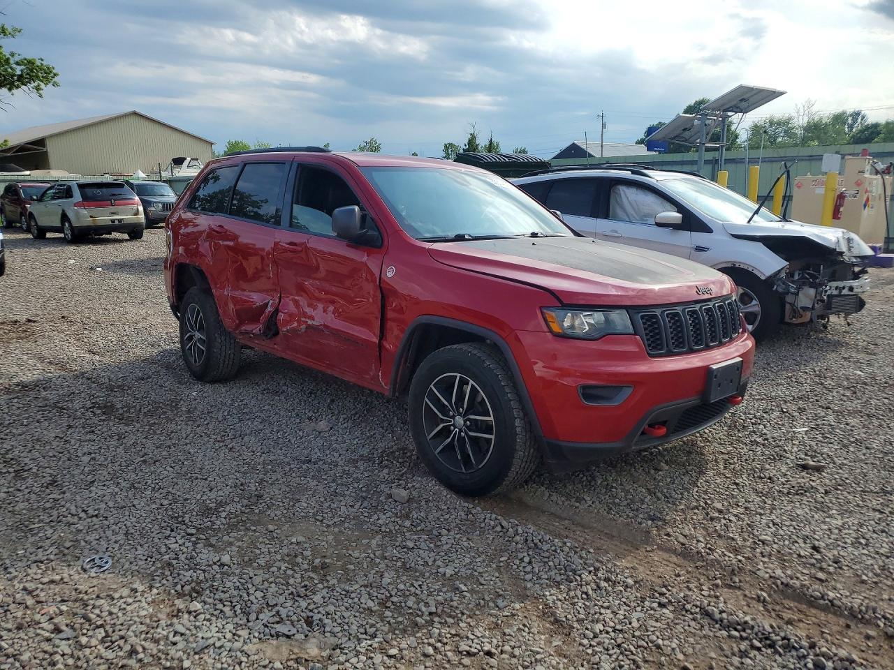 2018 Jeep Grand Cherokee Trailhawk - zdjęcie 4