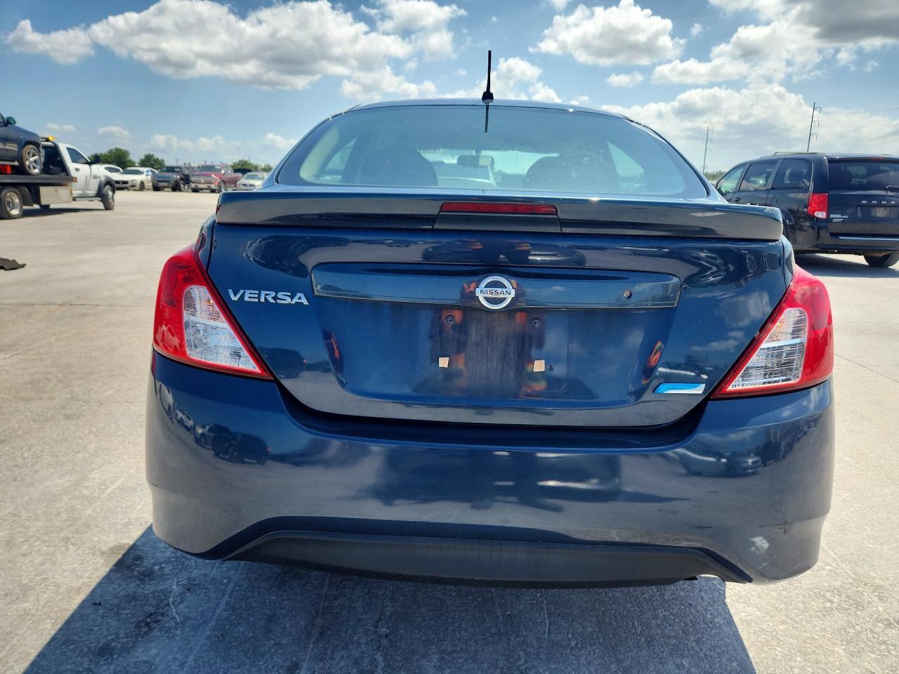 2016 Nissan Versa 1.6 S Plus - zdjęcie 6