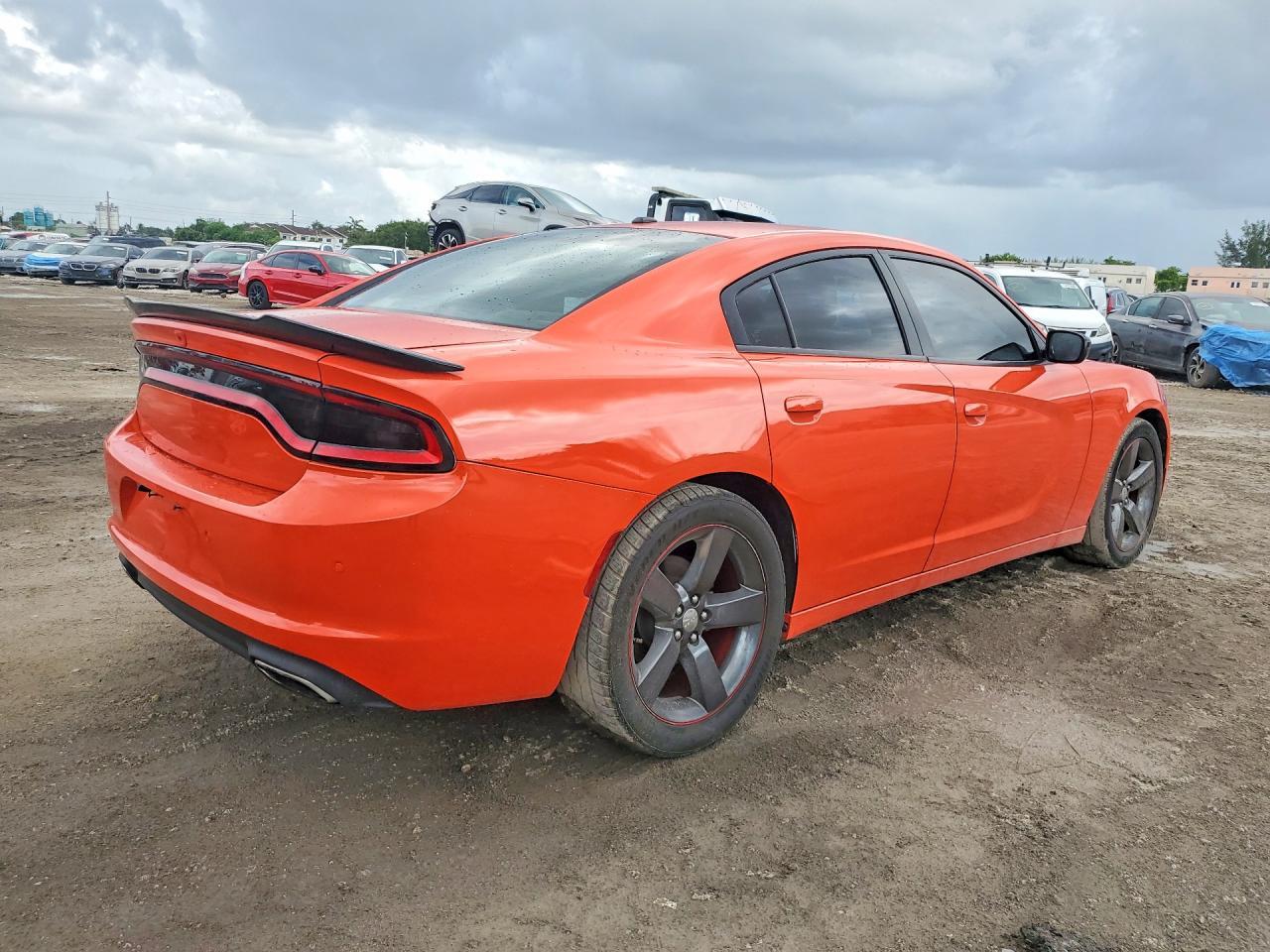 2019 Dodge Charger Sxt - zdjęcie 3