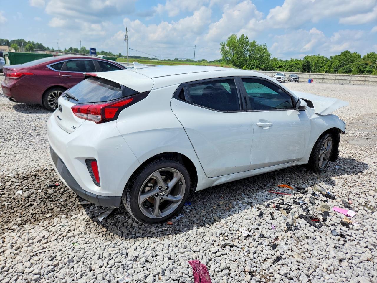 2020 Hyundai Veloster 2.0L - zdjęcie 3