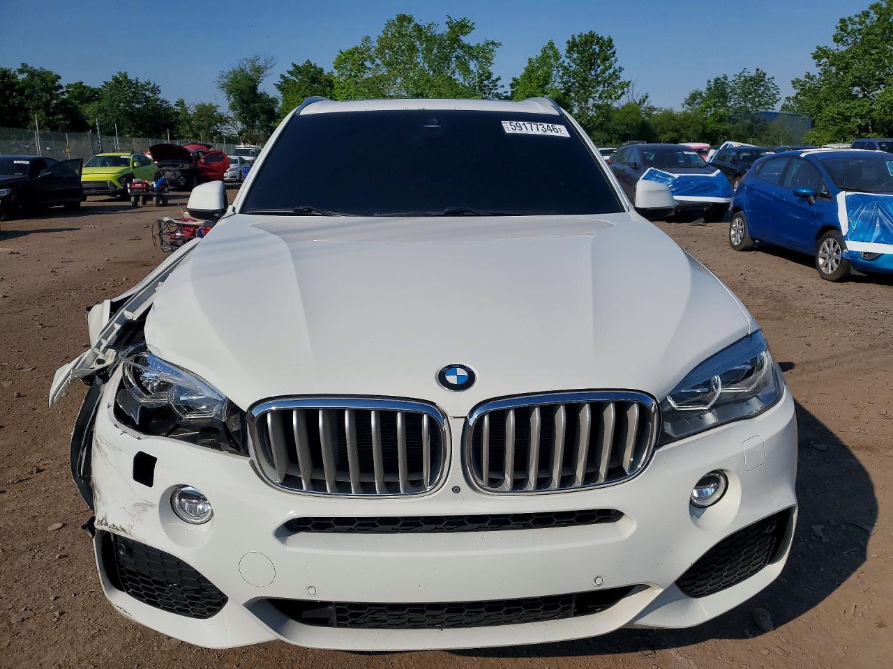 2016 BMW X5 xDrive50I - zdjęcie 5