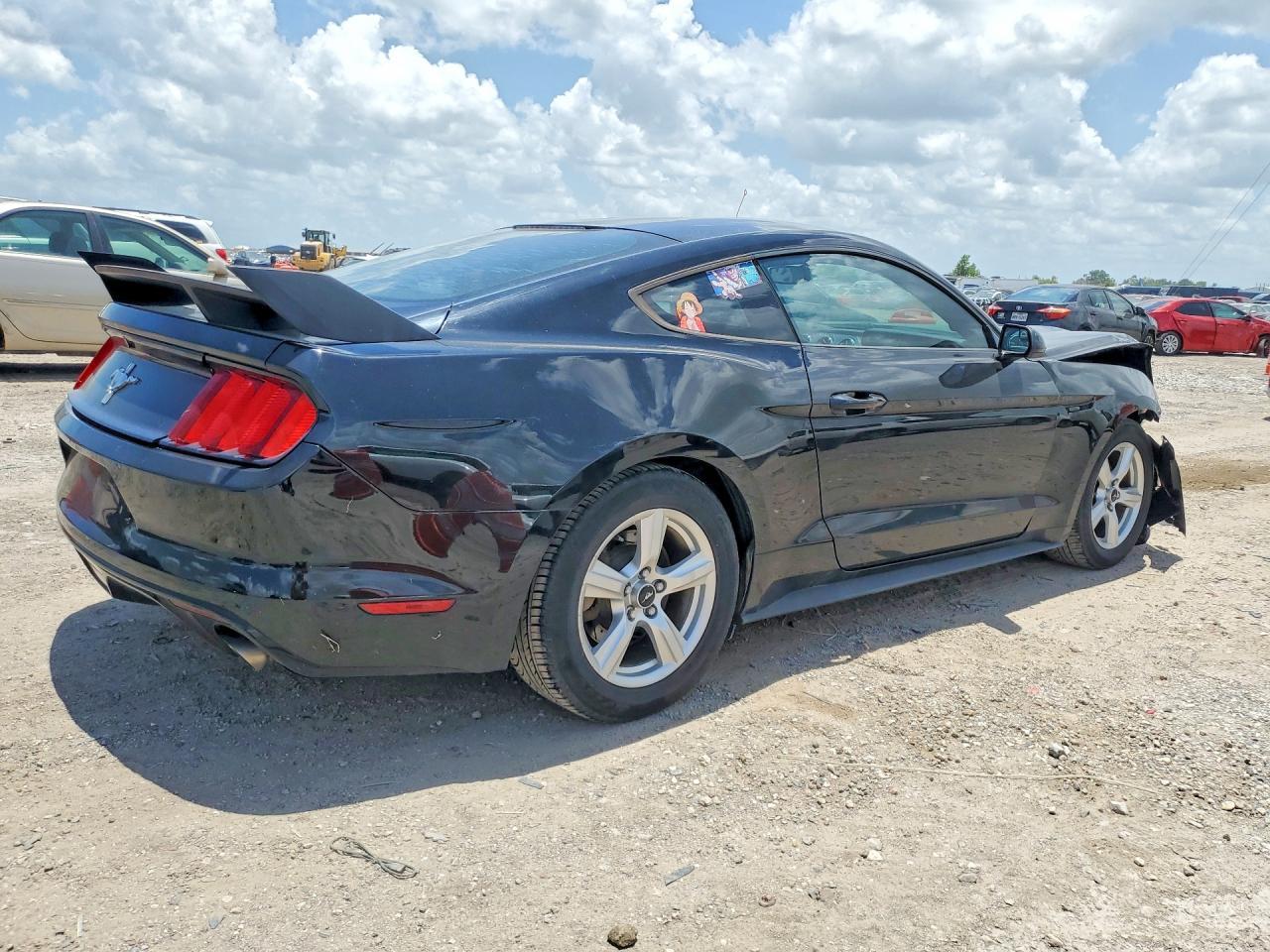 2016 Ford Mustang - zdjęcie 3