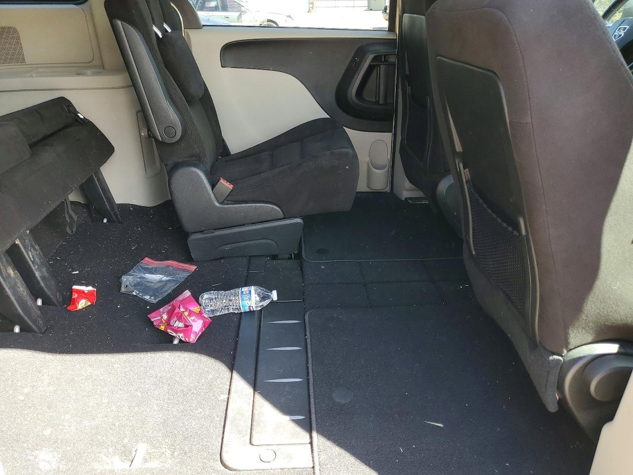 2014 Dodge Grand Caravan Sxt - zdjęcie 11