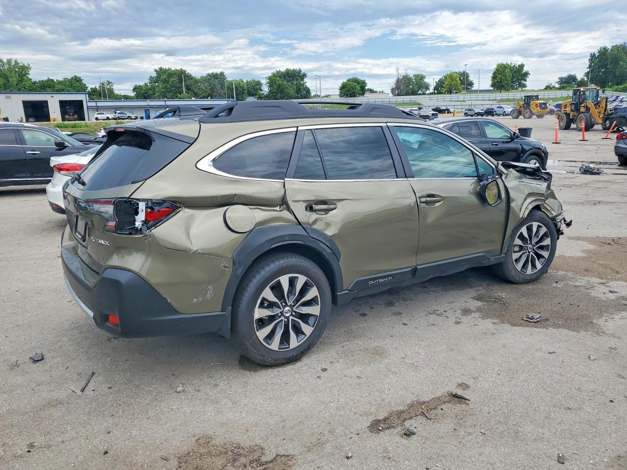 2025 Subaru Outback Limited - zdjęcie 3