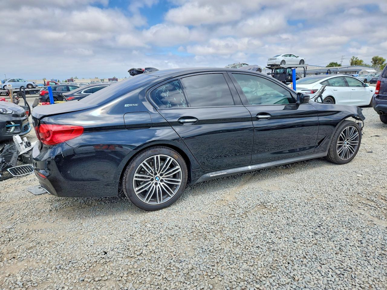 2018 BMW 530E - zdjęcie 3