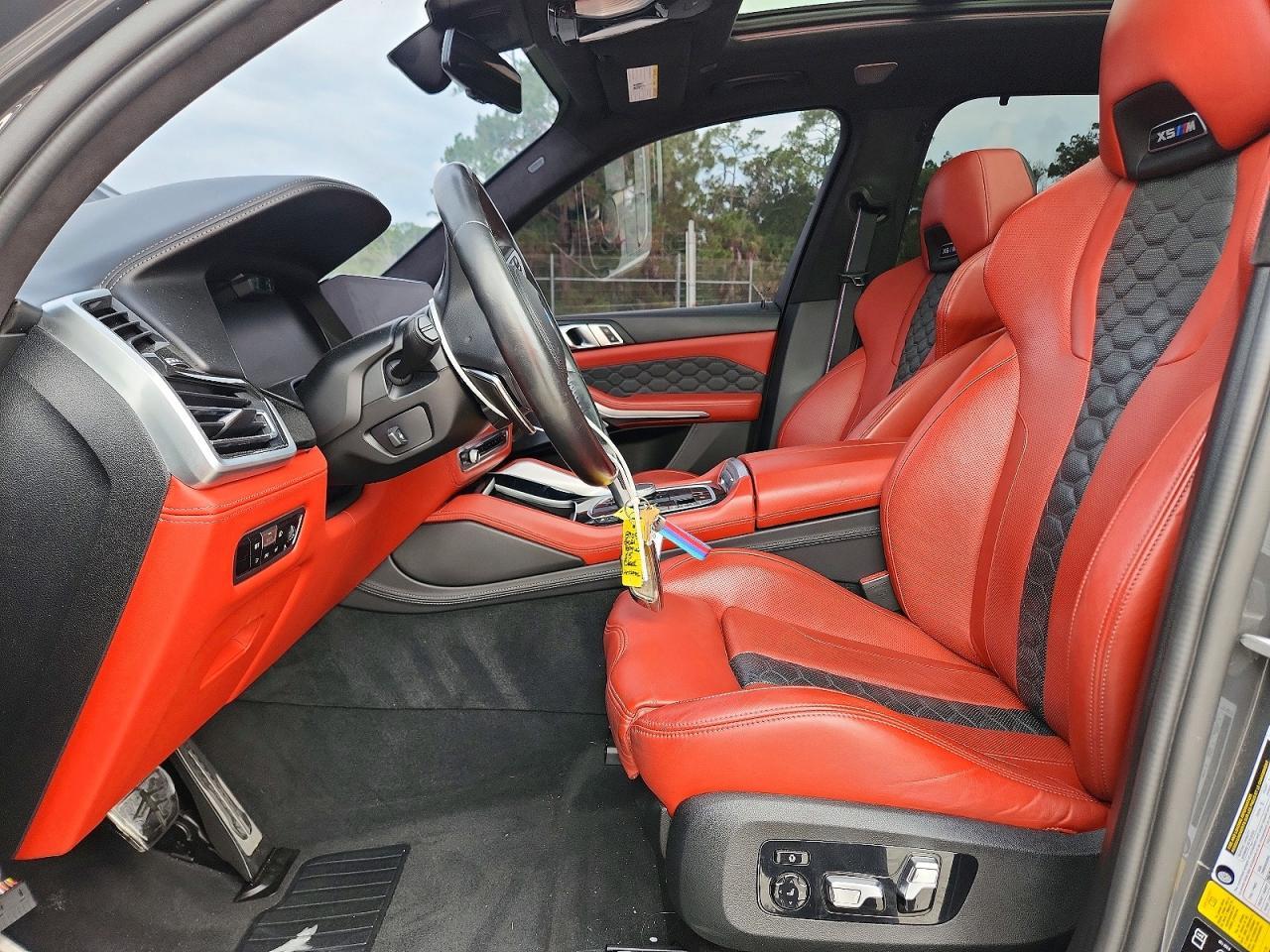 2021 BMW X5 M - zdjęcie 7
