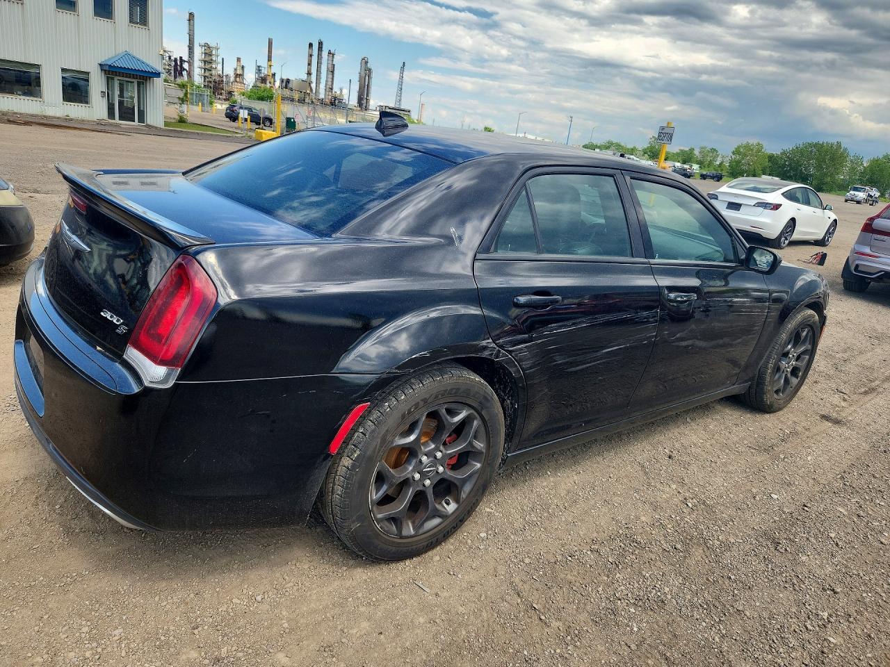 2019 Chrysler 300 S - zdjęcie 3
