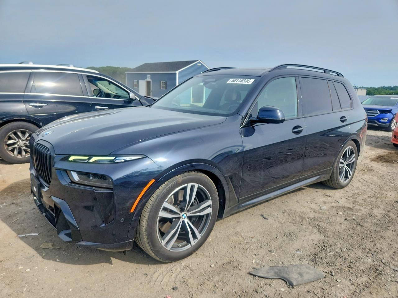 2023 BMW X7 xDrive40I - zdjęcie główne