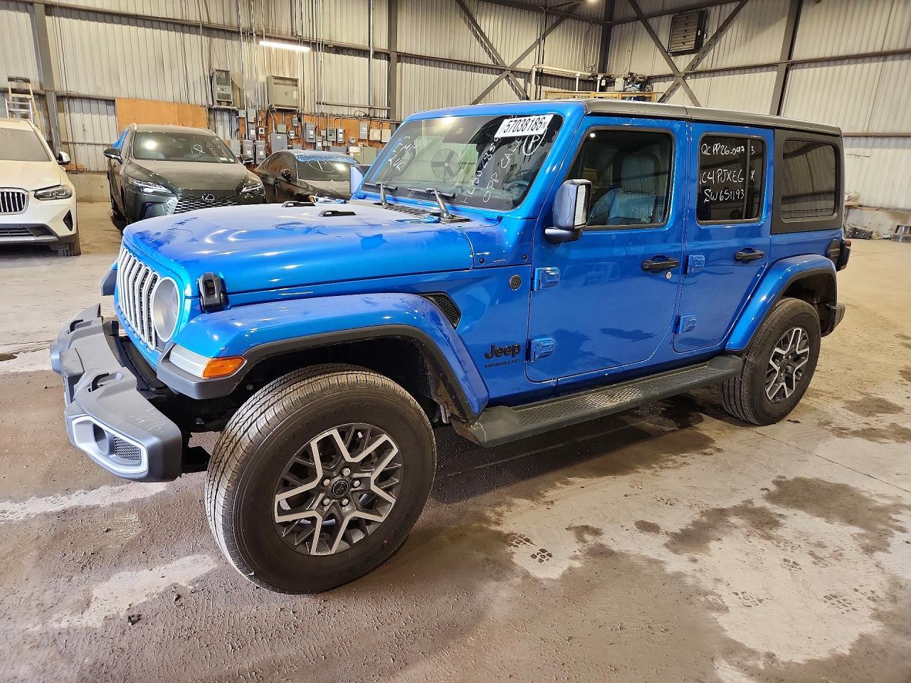 2025 Jeep Wrangler Sahara - zdjęcie główne