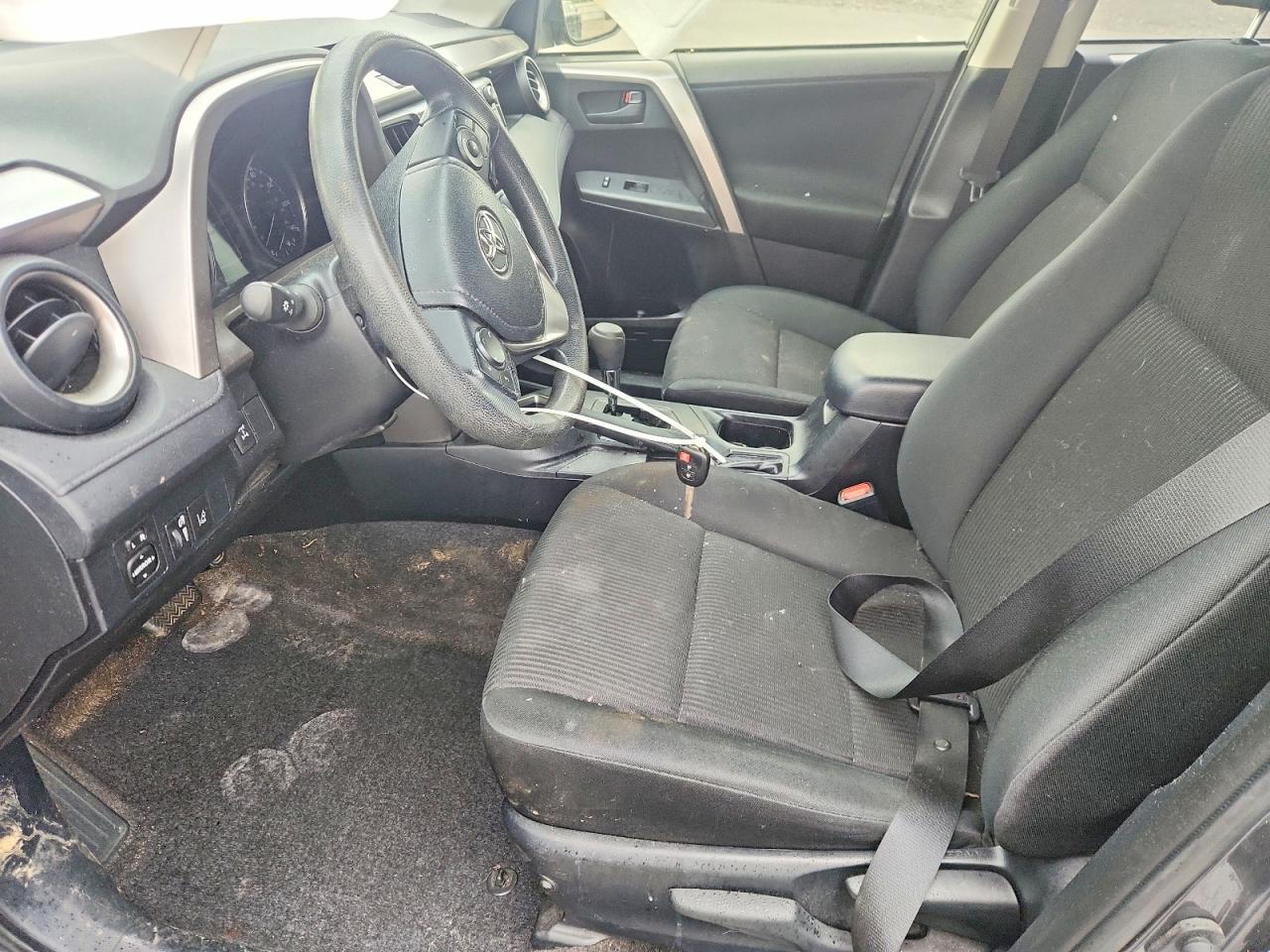 2018 Toyota Rav4 Le - zdjęcie 7