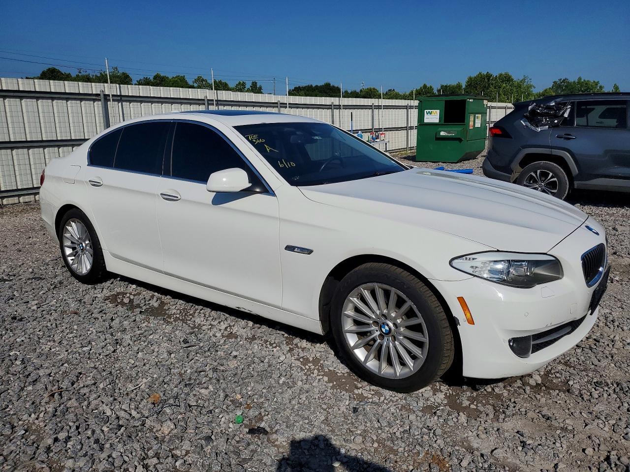 2013 BMW 535 I - zdjęcie 4