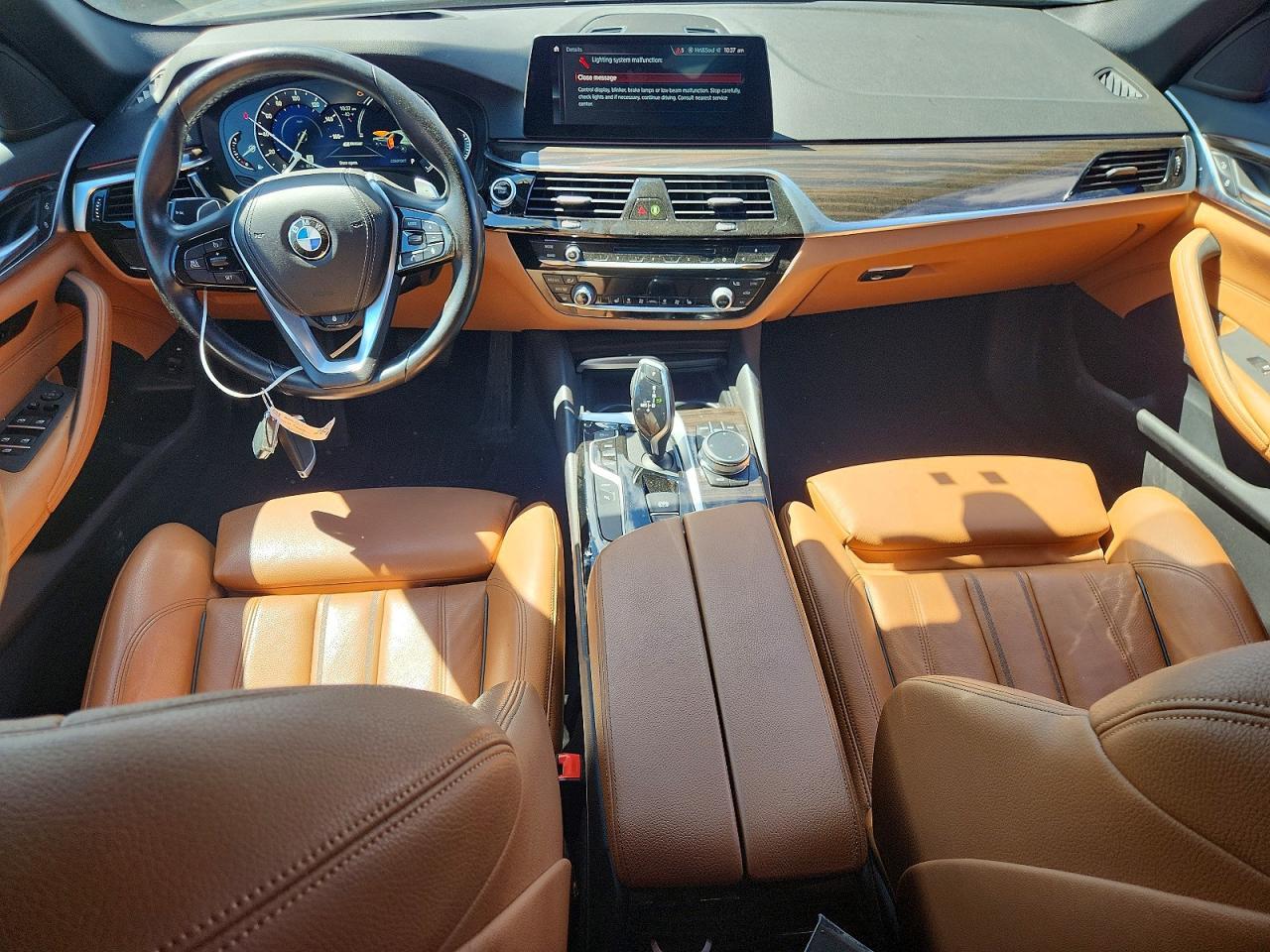 2019 BMW 530Xe - zdjęcie 8