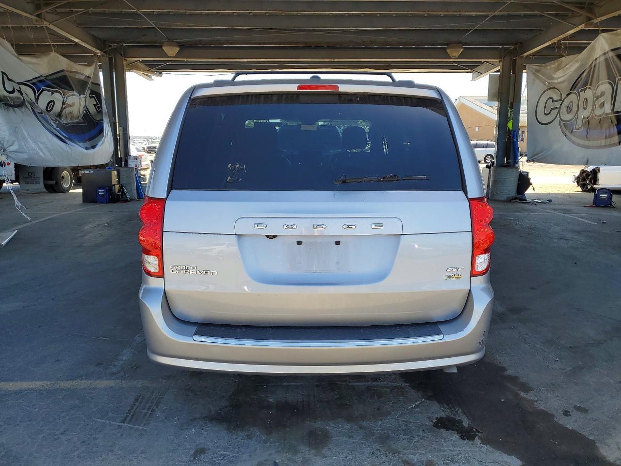 2019 Dodge Grand Caravan Gt - zdjęcie 6