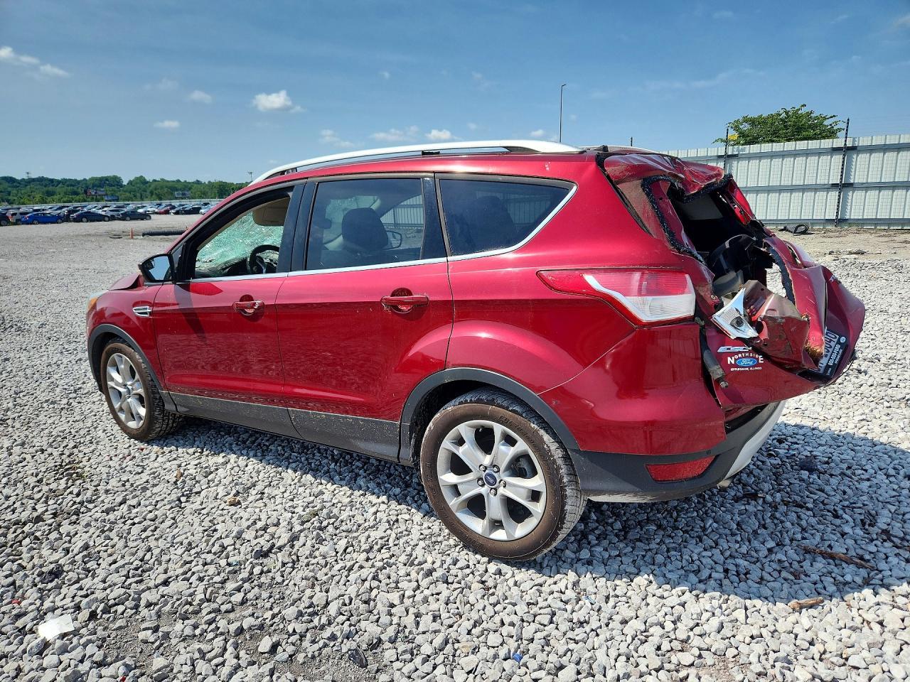 2014 Ford Escape Titanium - zdjęcie 2