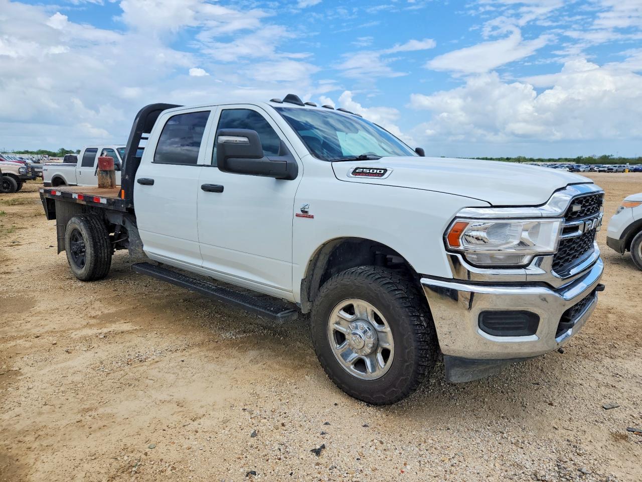 2024 Ram 2500 Tradesman - zdjęcie 4