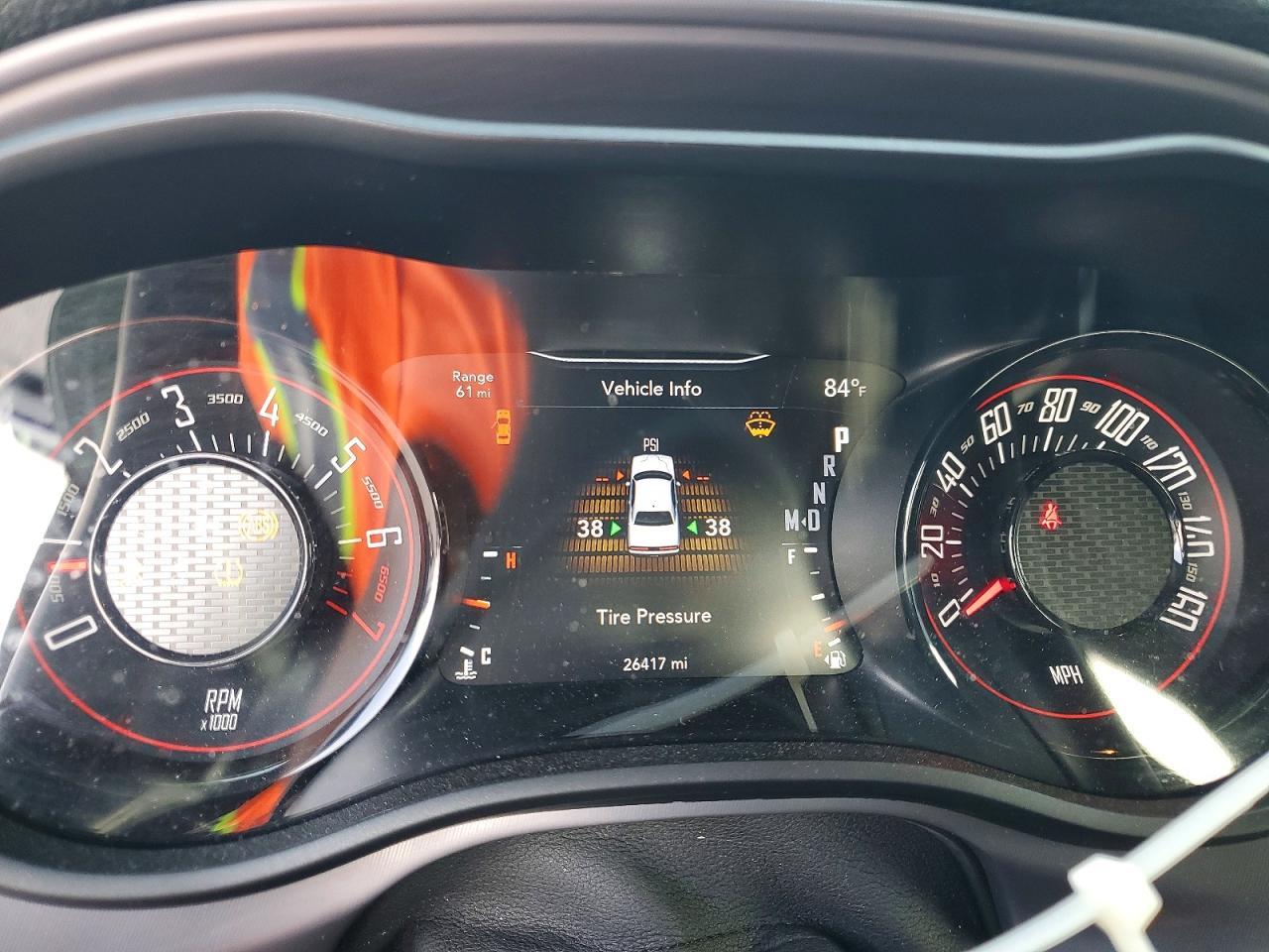 2023 Dodge Challenger Sxt - zdjęcie 9