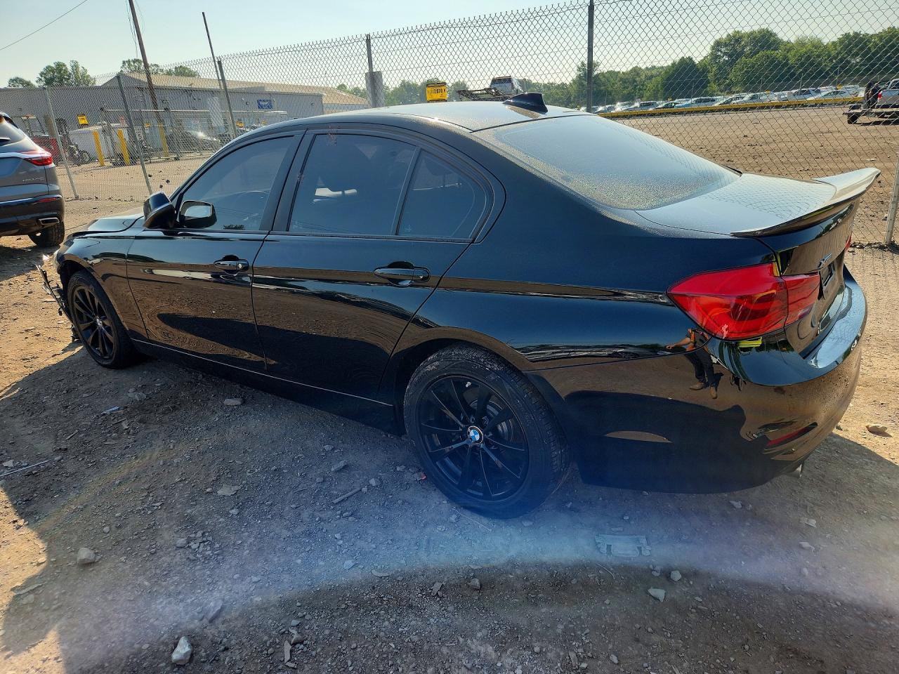 2018 BMW Seria 3 320i - zdjęcie 2