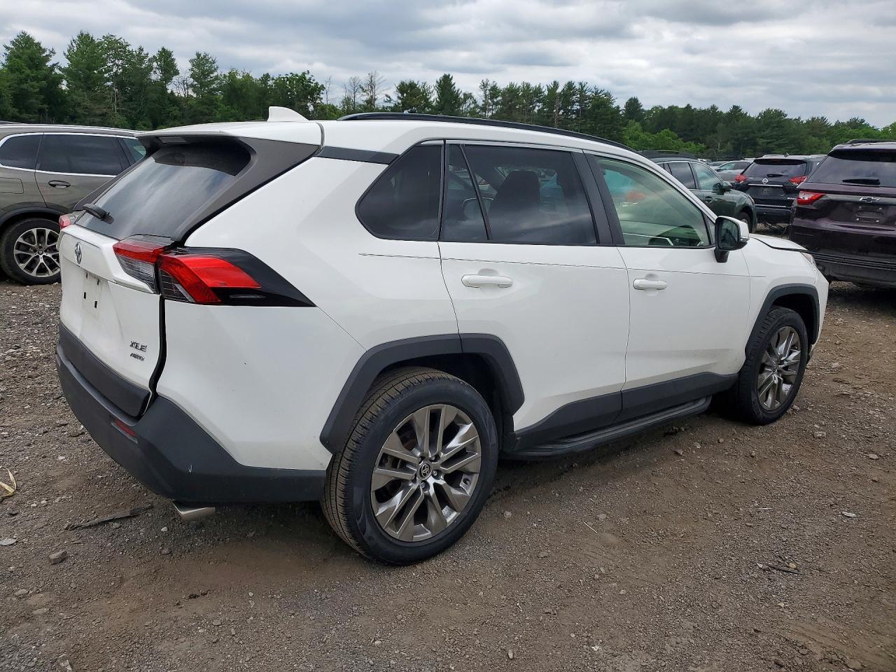 2020 Toyota Rav4 Xle Premium - zdjęcie 3