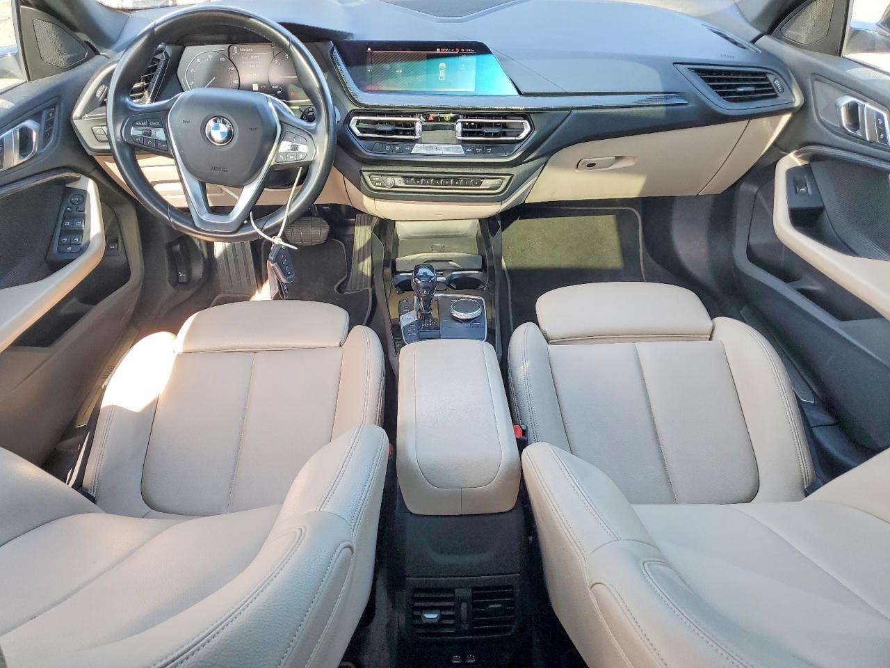 2021 BMW 228Xi - zdjęcie 8