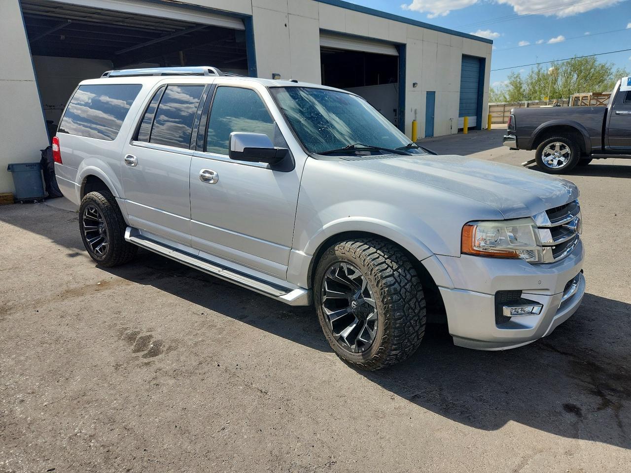 2017 Ford Expedition El Limited - zdjęcie 4