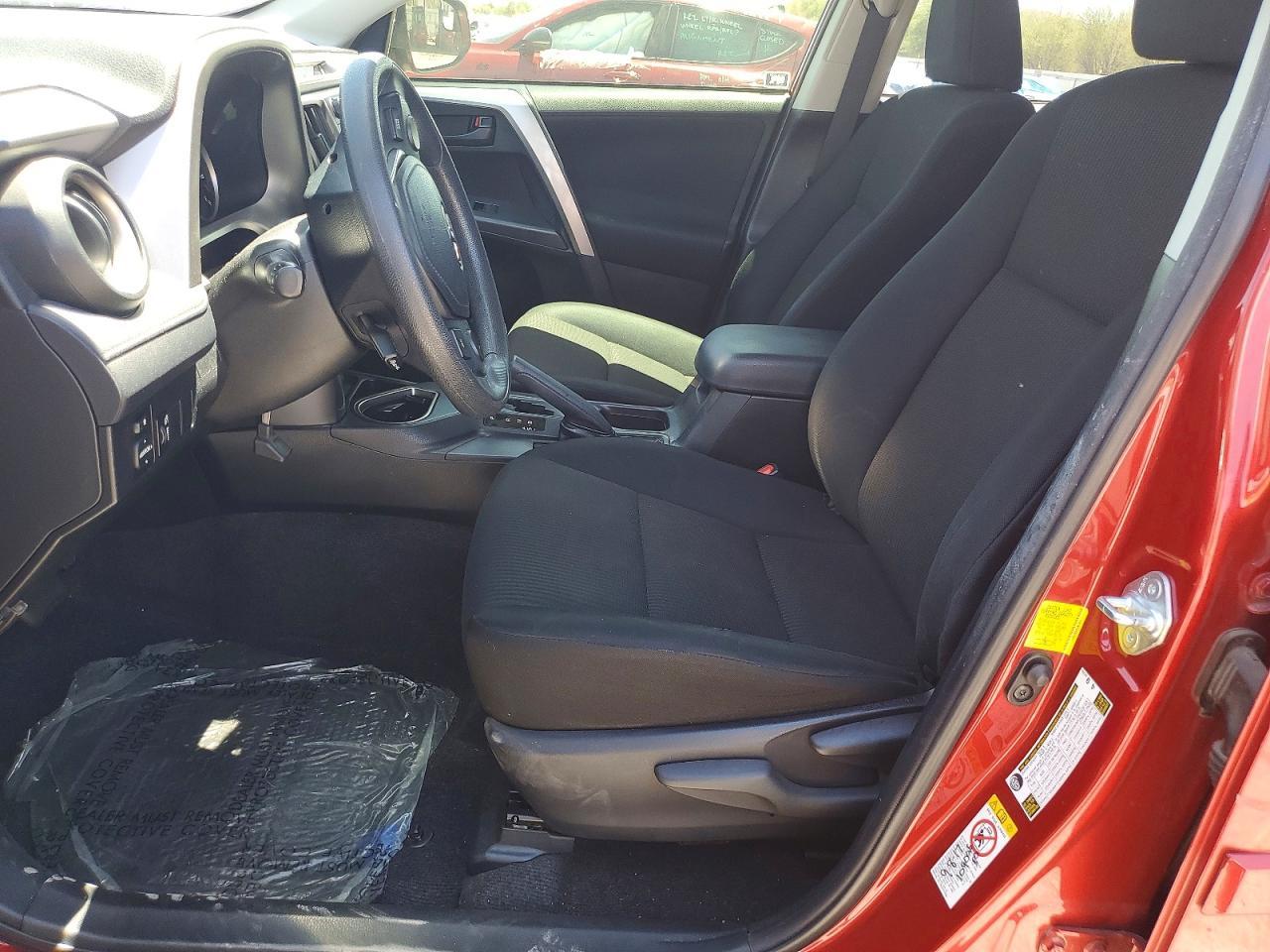 2016 Toyota Rav4 Le - zdjęcie 7