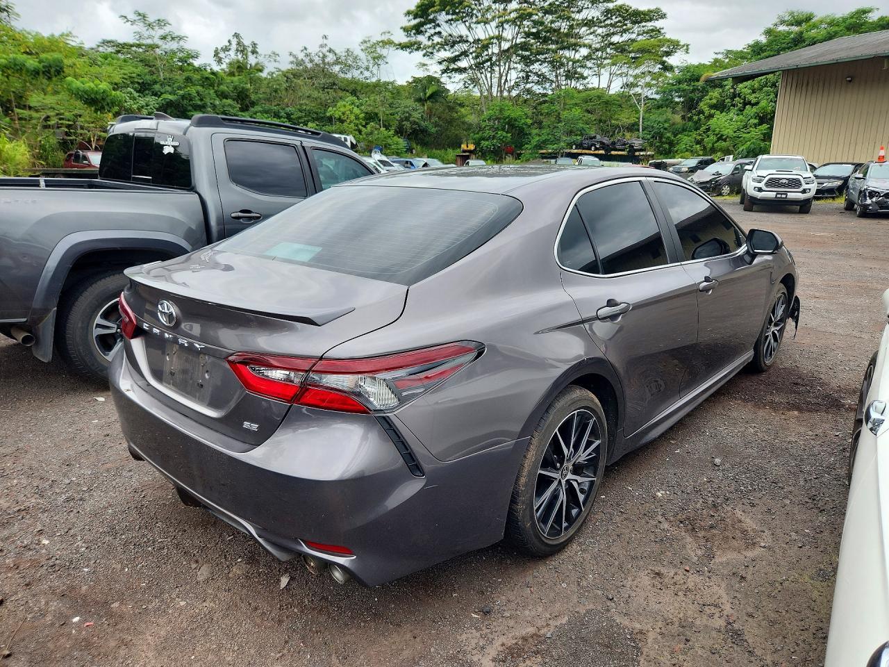2024 Toyota Camry Se - zdjęcie 3