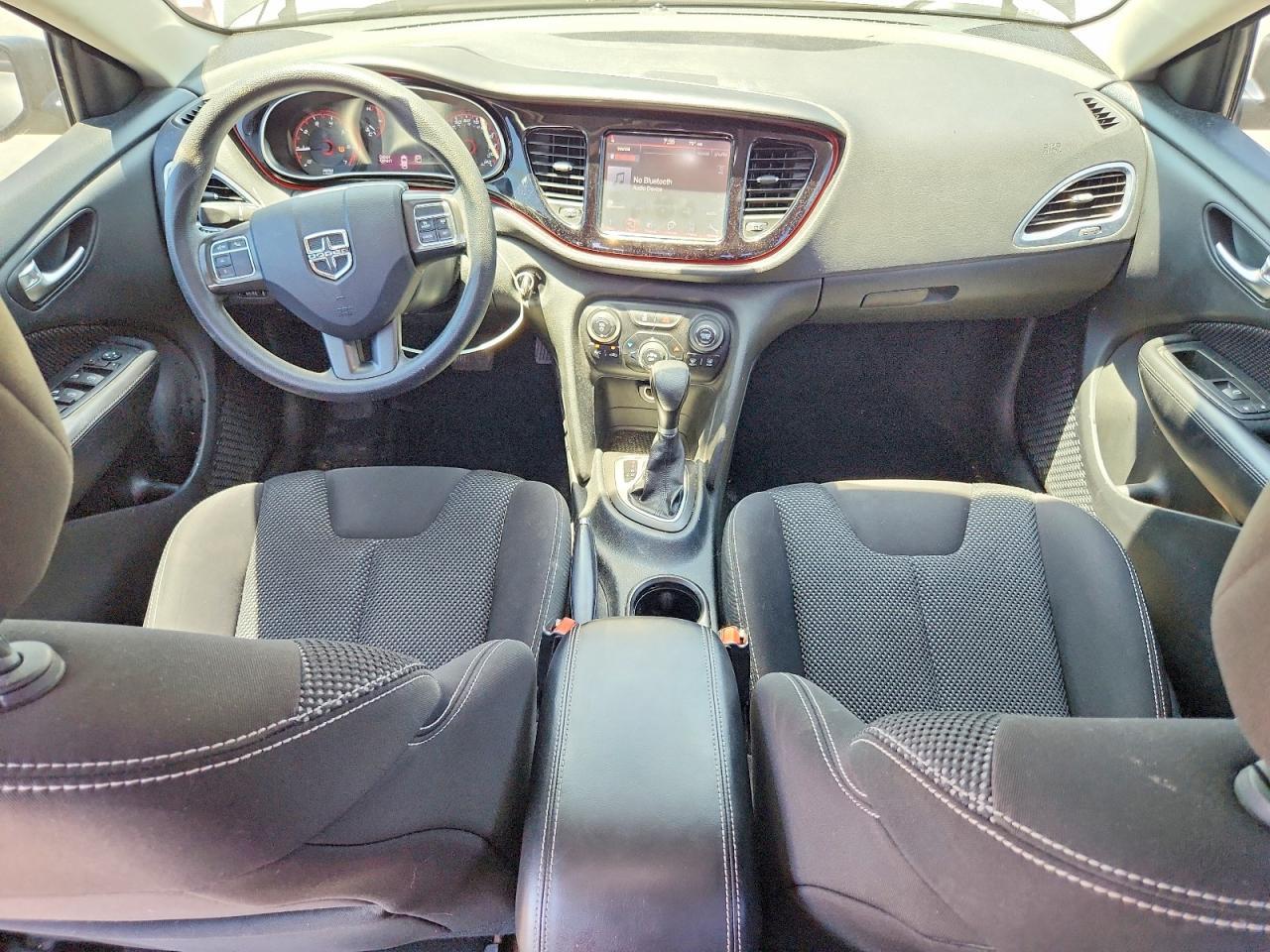2015 Dodge Dart Sxt - zdjęcie 7