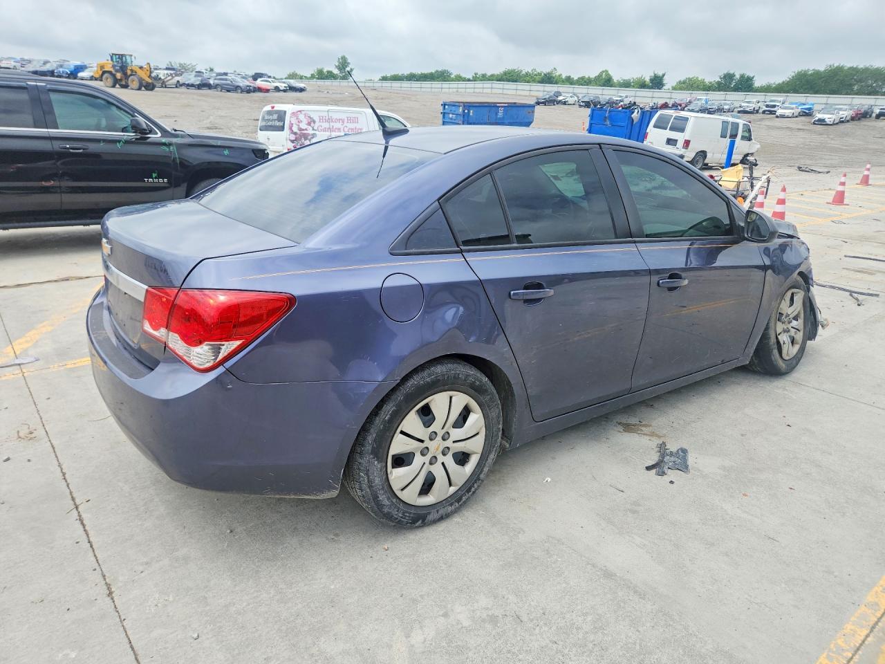 2013 Chevrolet Cruze Ls - zdjęcie 3