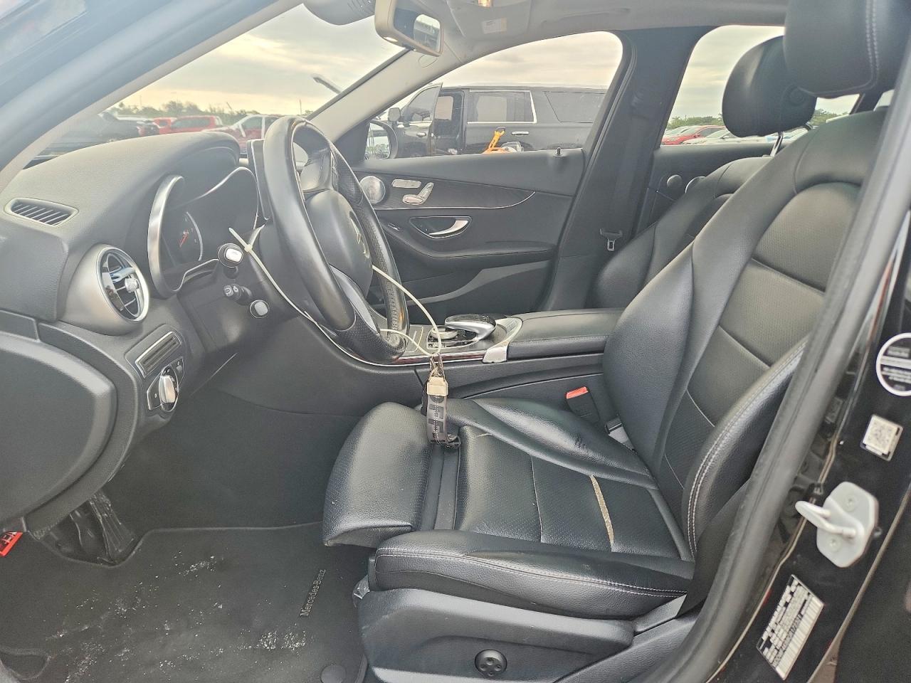 2016 Mercedes-Benz C 300 4Matic - zdjęcie 7