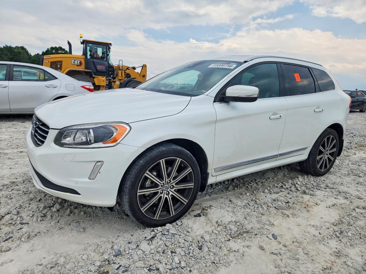 2015 Volvo Xc60 T6 Platinum - zdjęcie główne