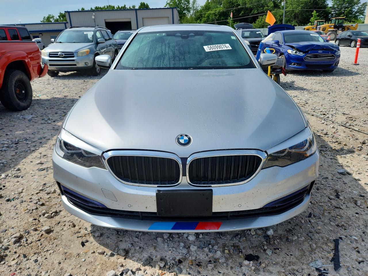 2018 BMW Seria 5 530i - zdjęcie 5