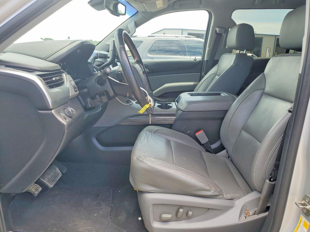 2019 Chevrolet Tahoe C1500 Lt - zdjęcie 7